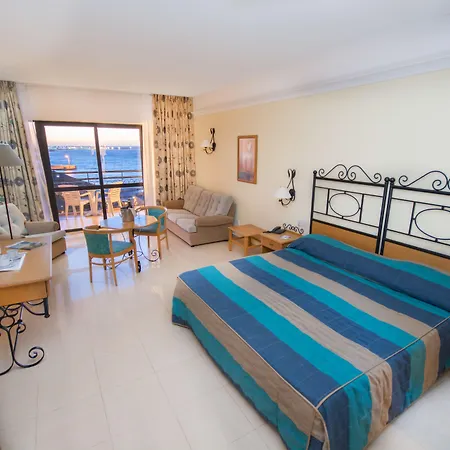 ホテル Ramla Bay メーリッハ