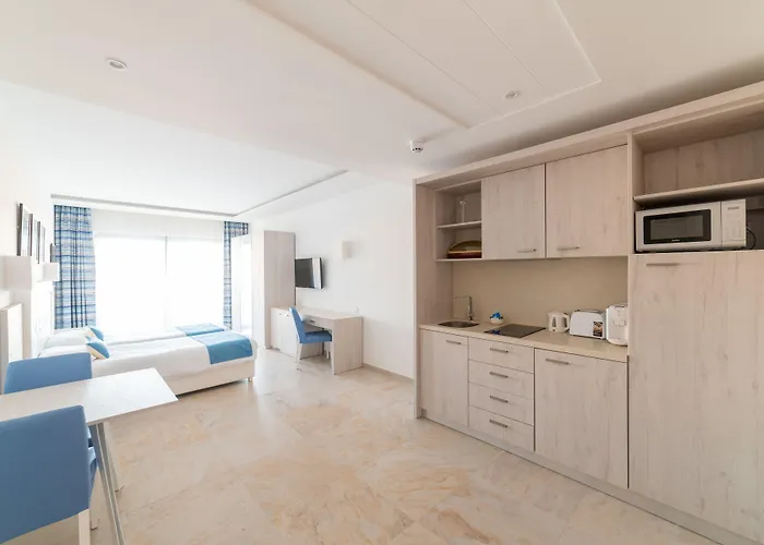 Ramla Bay 4* Mellieħa