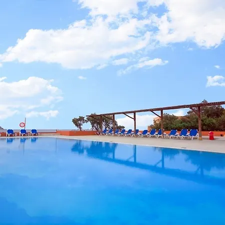 Ramla Bay 4*